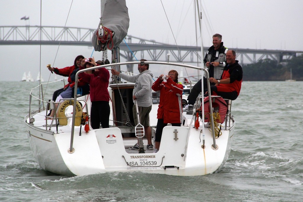 Supporters greet Team Sanya - Volvo Ocean Race, Leg 4 Finish - Team Sanya © Richard Gladwell www.photosport.co.nz